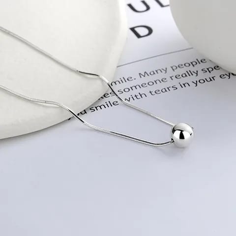 Dot Necklace
