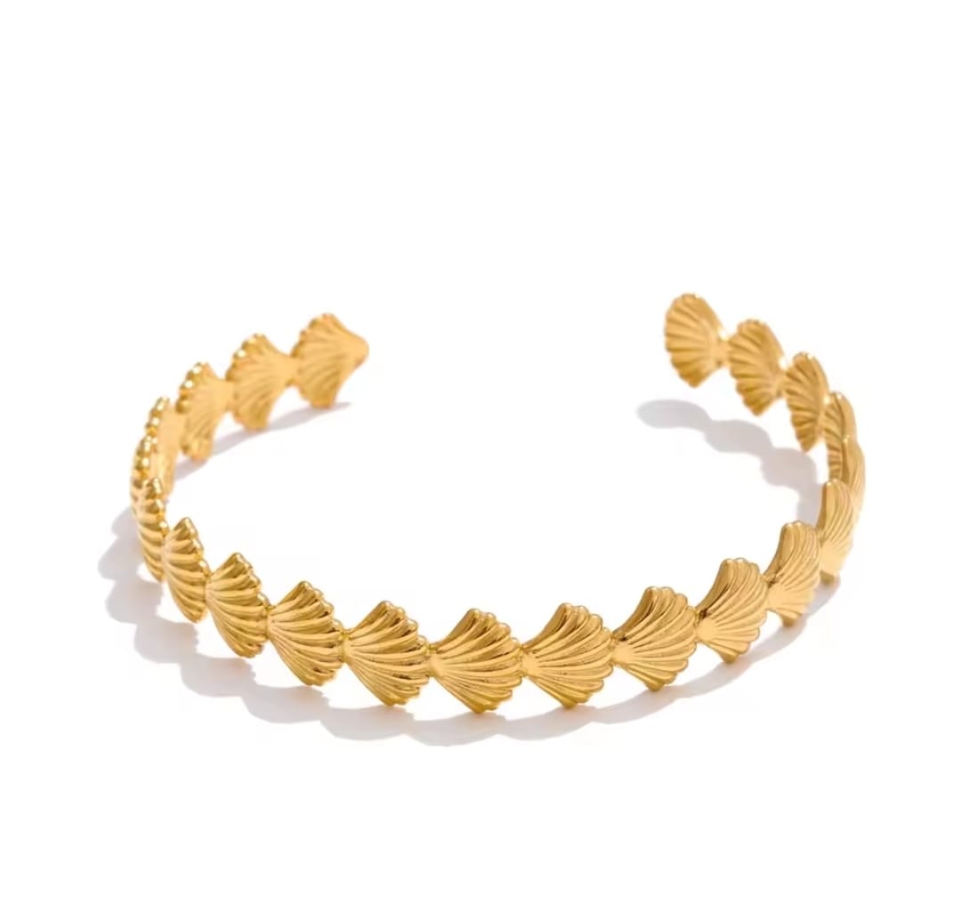 Open Sea Theme Bangle